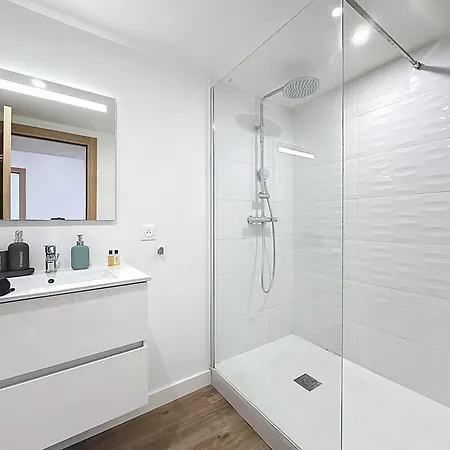 Apartament 3 Air-conditioned With Unobstructed View *